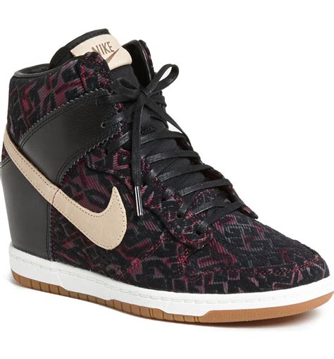 nike dunk sky high bestellen|nike sky high dunks women's.